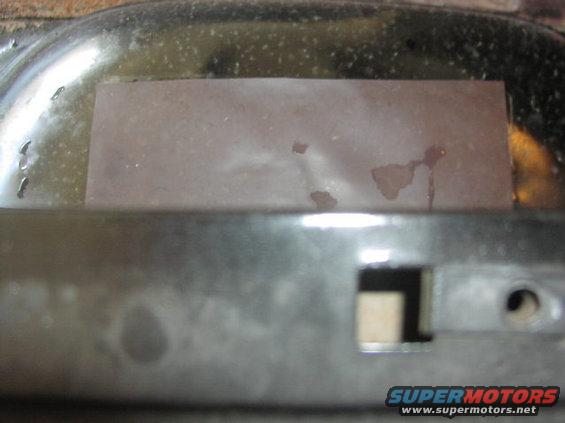 rust2.jpg temp fix to keep out water...magnetic sheets!