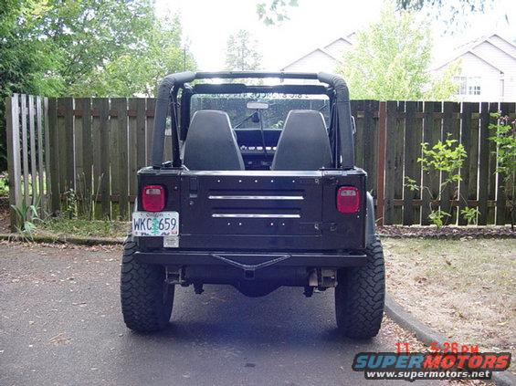 frank081003-233.jpg Rear view, bumper. 