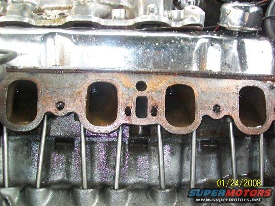 Passenger side head Ports full of water