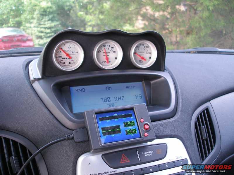 three-gauges-in-pod.jpg 