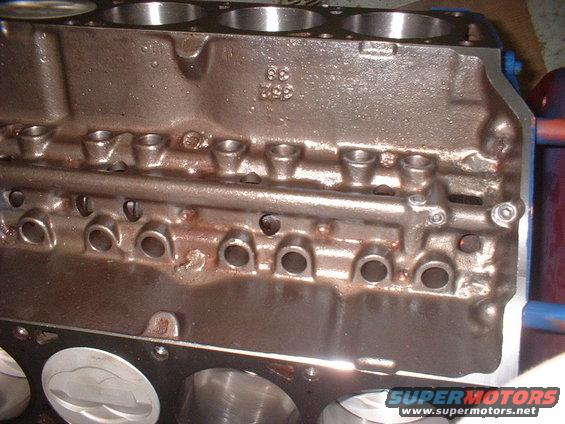 Engine block with casting numbers 3935209-36
