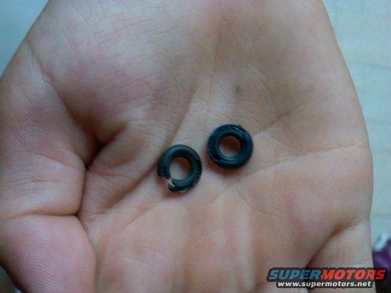 The top o-rings wher enot to bad but the seat o-rings where shot.  They were the same on both sides.