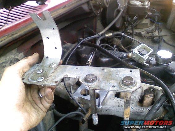 051310182900.jpg Simple but effective.  Not pretty but you can't see it anyway.