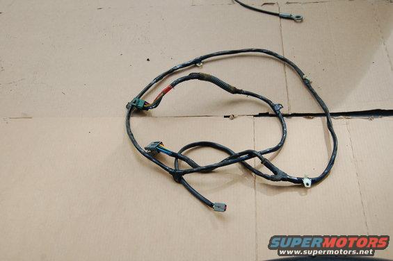 vehicle wiring harness with connectors
