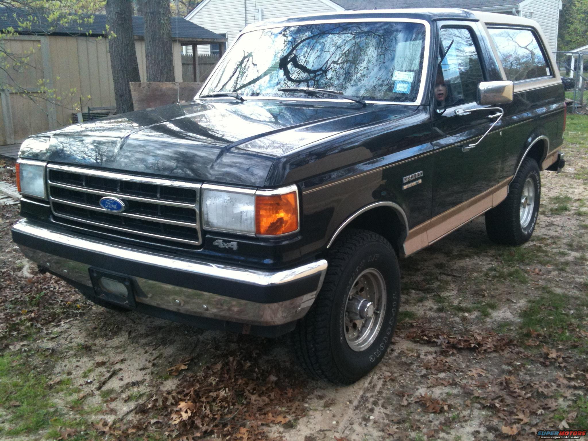 1989 Ford Bronco photo