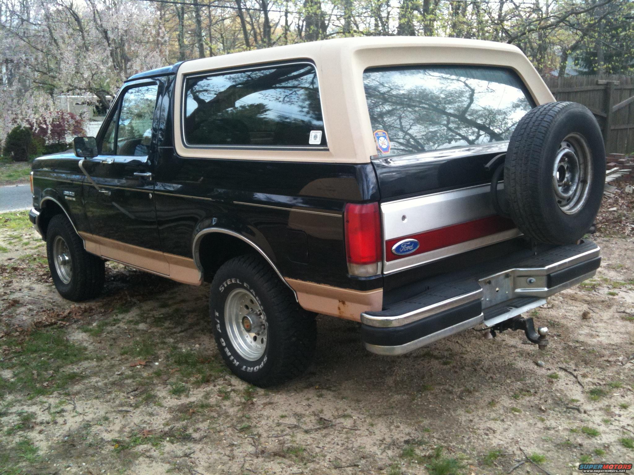 1989 Ford Bronco photo