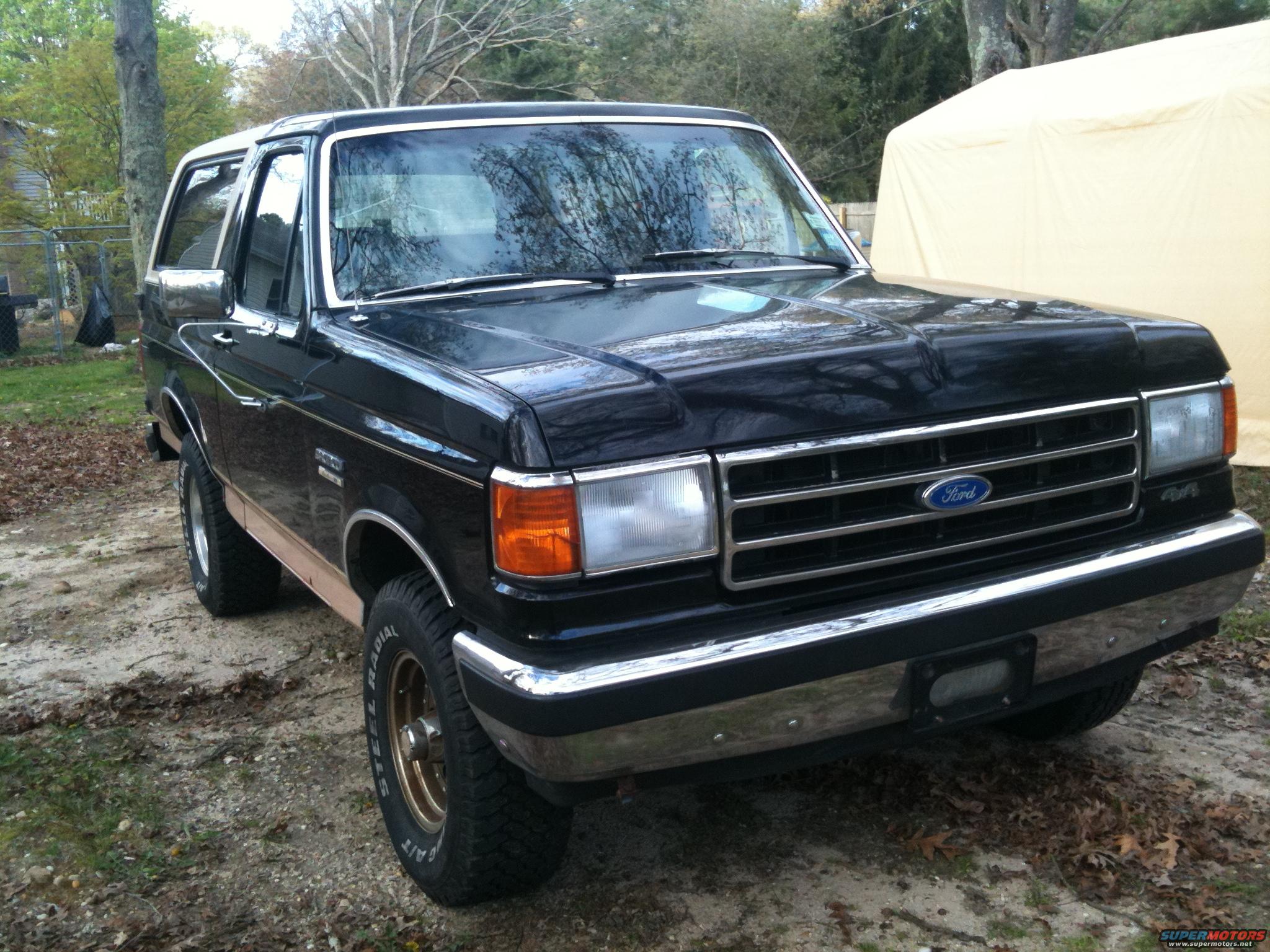 1989 Ford Bronco photo