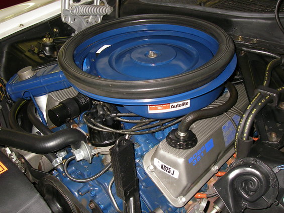 1971 Ford Mustang Boss 351 engine with blue air cleaner and Autolite label