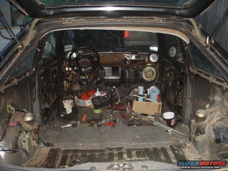 1989 Ford Escort photo