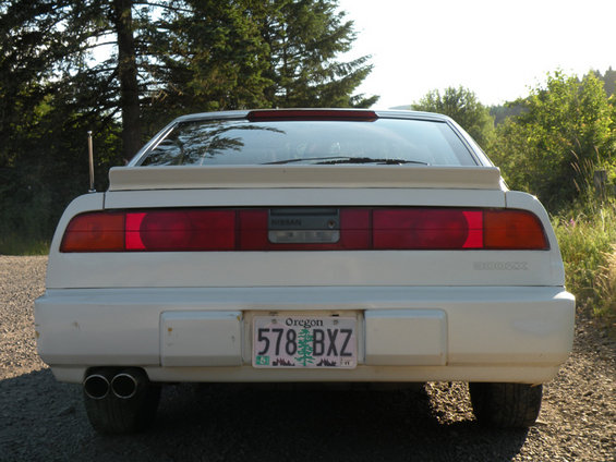 White 1989 Nissan 300ZX rear view with Oregon license plate 578-BXZ