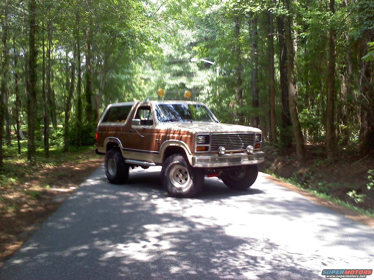 1986 Ford Bronco photo