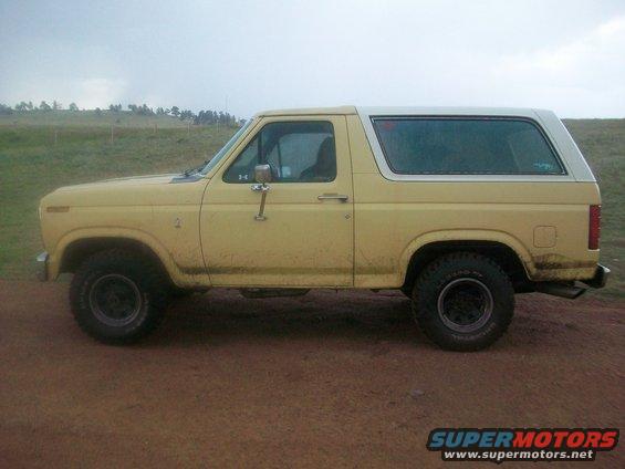 Yellow 1986 Ford Bronco side view