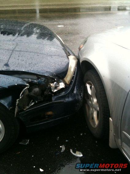 060910_004.jpg The police estimated $3000 damage to my car and $8000 damage to the other car.