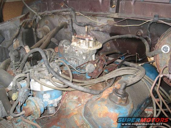 Engine bay with carburetor and distributor