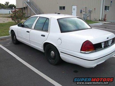 crown-victoria-1999-jul-16-2010-7.59-pm.jpg 