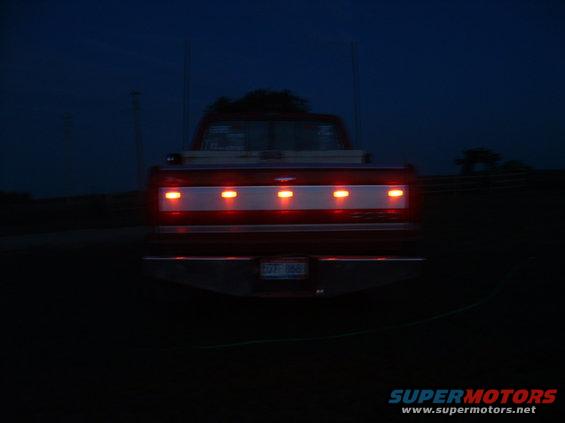 tailgate-lights.jpg 