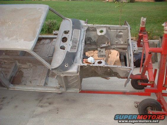 dscf0063.jpg THINKING ABOUT CUTTING OFF THIS FRONT END GARBAGE & INSTALLING A MARTZ FRONT SNOUT WITH COIL-OVERS & RACK/PINION.