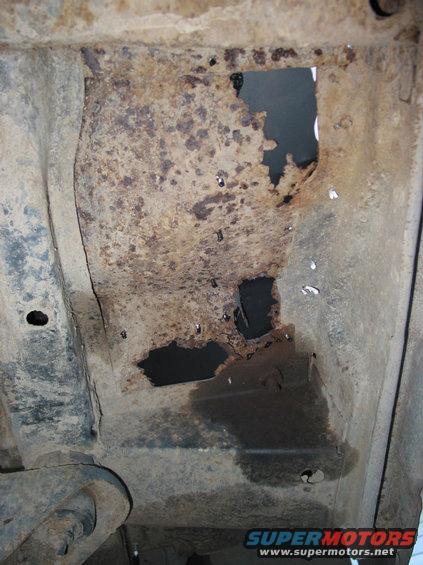 100_0009.jpg ... more of the floor repairs