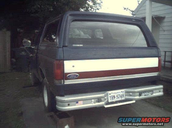 bronco-b4004.jpg 