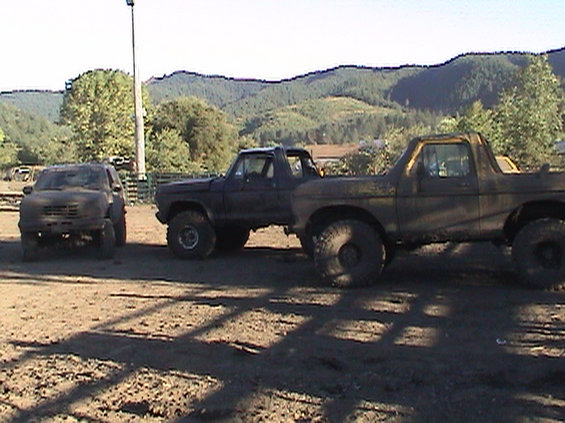 2003-sutherlin-blackberry-festival--mud-drags.jpg All three of our rigs that competed in the 2003 Blackberry Festival Mud Drag event in Sutherlin Oregon.