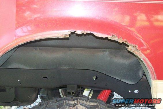 p5.jpg Passanger side quarter panel, before repair