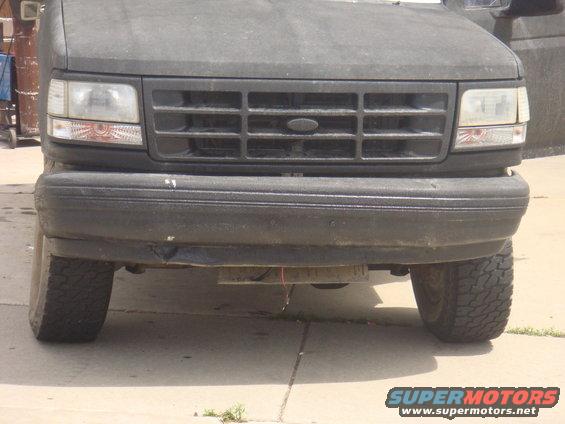 1992 Ford Bronco front grille and bumper