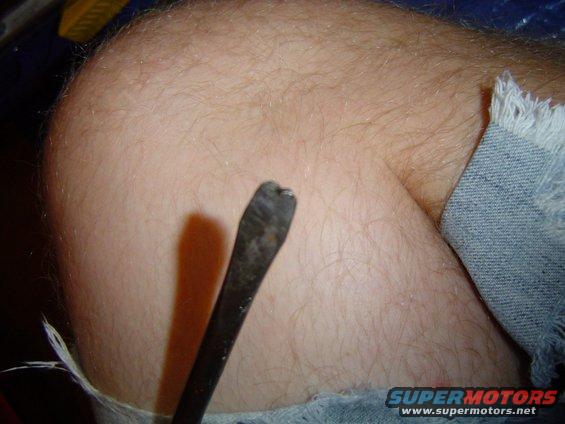 dsc05186.jpg Poor flathead is now a new sort of tool. One that will be beat with many O' hammers.