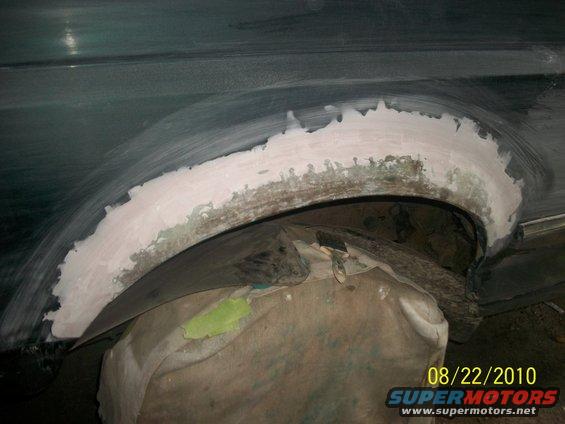 Wheel well repair with body filler