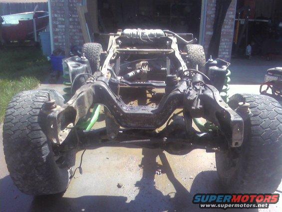 0512091525.jpg motor gone cab gone