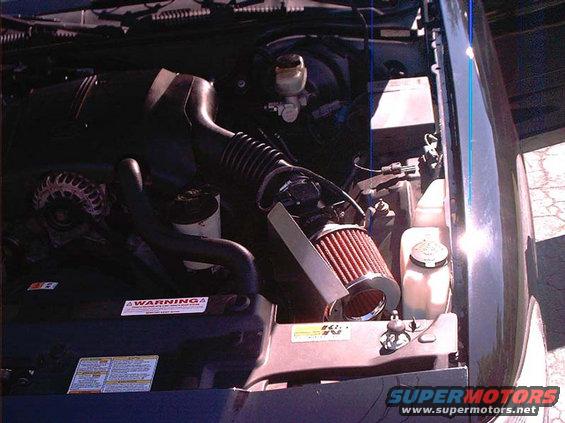 Custom made, cold air induction system by:
http://angryducktofuracing.com/
