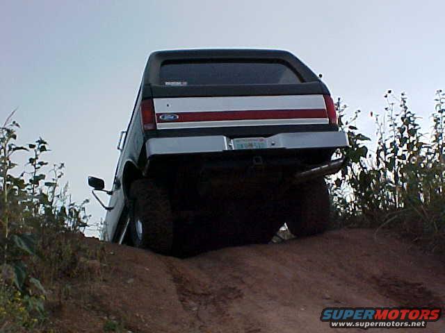 mvc001s.jpg 