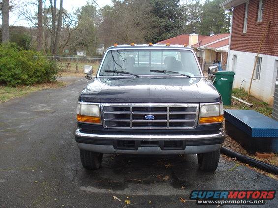 1994 Ford F-350 front view