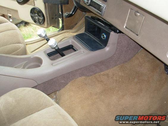 taurus02.jpg This '96 Taurus conosle is close, but not close enough.
