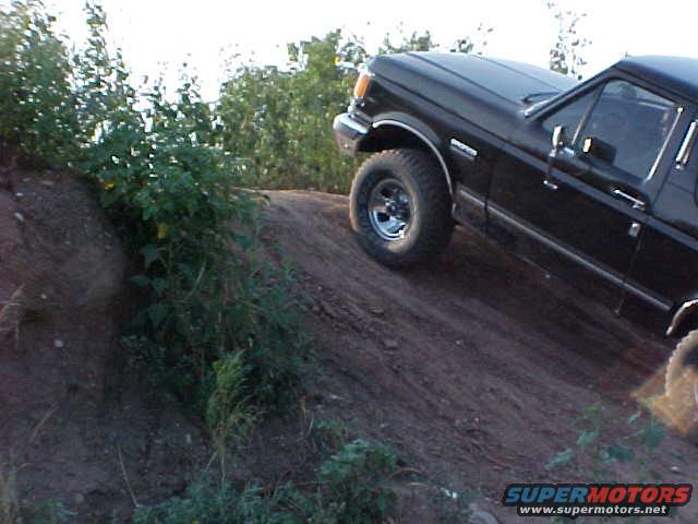 mvc026s.jpg 