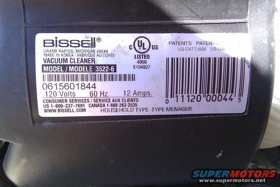 Bissell vacuum cleaner label with model 3522-6, serial number 0615601844, and barcode