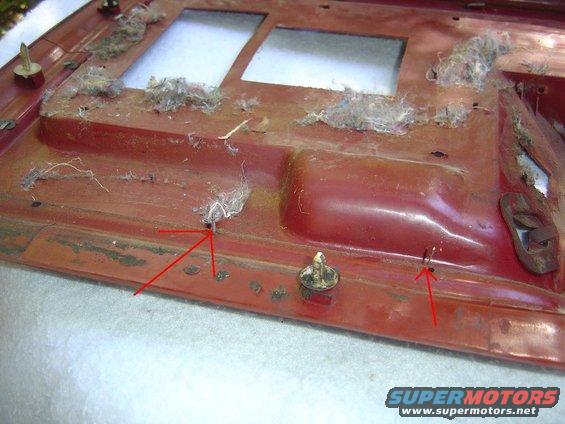 dsc04483.jpg The chrome trim ring is held on by three kinds of tabs, one kind is identical to the others.