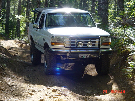 wheeling-82403-franks-pics-011.jpg Marks pretty truck