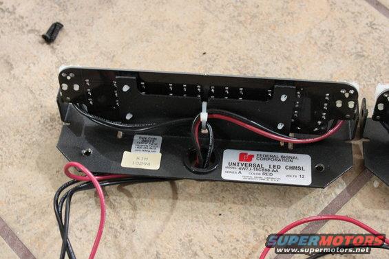 img_5021.jpg Federal Signal Red LED