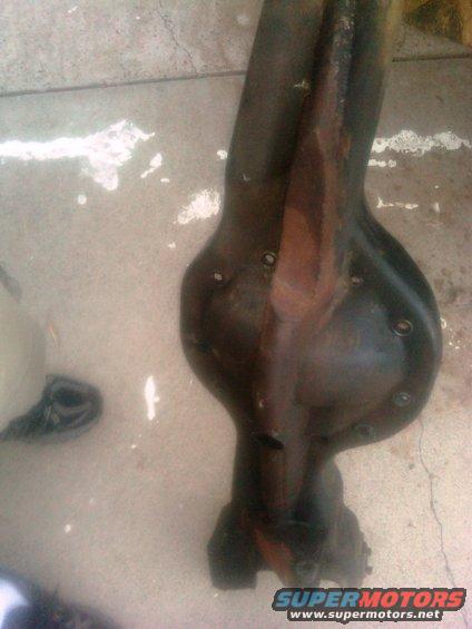 Rear axle differential part on concrete