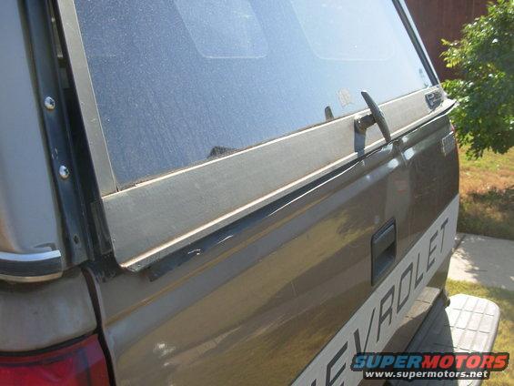 15camperdoor.jpg SOLD
1997 Chevy K3500 Silverado 205Kmi 4WD 1-ton dually

E-mail me thru my profile here or search CraigsList Memphis.
NEVER WRECKED - NO MAJOR REPAIRS
Most service was done at the dealership.
- 6.5L TurboDiesel (no smoke/leaks/rattles/squeaks)
- 4L80-E
- 4.10 PosiTrac
- Light Autumnwood (camper matches)
- tilt cruise cassette PW/PL/PM/RKE
- leather steering wheel & shifter
- autodimming compass RV mirror
- single 34 gal tank
- new Curt Class V hitch receiver 
- factory skid plates (no scars)
- 7 Michelin X-Radials LT225/75R16
- 2 new batteries 2012 with stainless studded terminals

New Dorman LLT FSD 2013
Reman HydroBoost 2012
New injection pump 2010
New drivebelt 2010
New driver's inside door handle 2012
Trans flush 2010
New rear brake cylinders & shoes, axle seals 2010
New A/C compressor
New master cylinder 2009
New vacuum pump 2005
Ball joints & pitman arm 2004