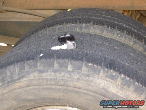 28lhr05.jpg SOLD
1997 Chevy K3500 Silverado 205Kmi 4WD 1-ton dually

E-mail me thru my profile here or search CraigsList Memphis.
NEVER WRECKED - NO MAJOR REPAIRS
Most service was done at the dealership.
- 6.5L TurboDiesel (no smoke/leaks/rattles/squeaks)
- 4L80-E
- 4.10 PosiTrac
- Light Autumnwood (camper matches)
- tilt cruise cassette PW/PL/PM/RKE
- leather steering wheel & shifter
- autodimming compass RV mirror
- single 34 gal tank
- new Curt Class V hitch receiver 
- factory skid plates (no scars)
- 7 Michelin X-Radials LT225/75R16
- 2 new batteries 2012 with stainless studded terminals

New Dorman LLT FSD 2013
Reman HydroBoost 2012
New injection pump 2010
New drivebelt 2010
New driver's inside door handle 2012
Trans flush 2010
New rear brake cylinders & shoes, axle seals 2010
New A/C compressor
New master cylinder 2009
New vacuum pump 2005
Ball joints & pitman arm 2004