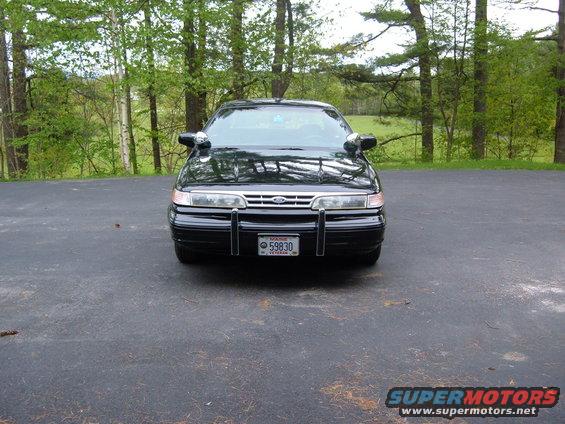 1996 Ford Crown Victoria front view with push bumper and Maine license plate 59830