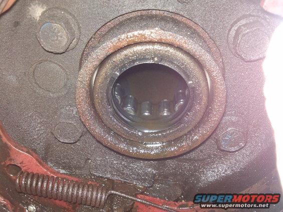 dsc00196.jpg ok it is leaking alot.