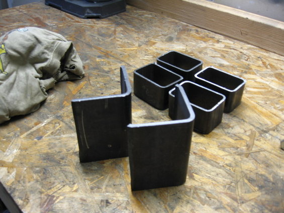 upper-and-lower-mounts-003.jpg More pics coming.  had to order a little steel, so patience and check back.  Should get going on this with more pics in the next 2 weeks.  12-4-10