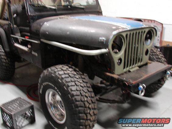 1993 Jeep YJ front end with custom bumper and grille guard