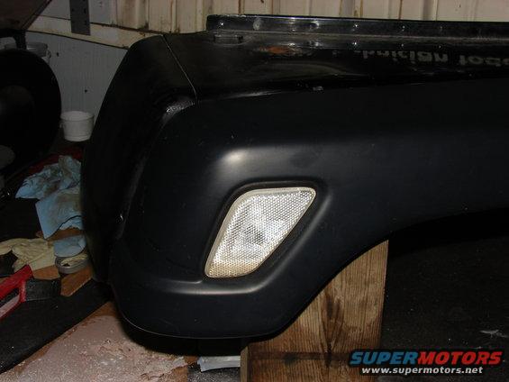 Black Jeep YJ fender and bumper with clear turn signal