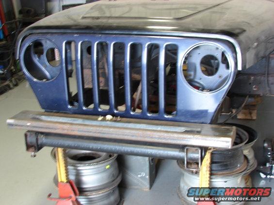 1993 Jeep YJ front grille and hood assembly