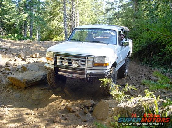 wheeling-82403-franks-pics-101.jpg Ready to attack the rock...