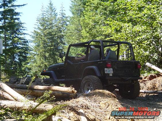 wheeling-wfrank-82403-083.jpg On through the clear cut...