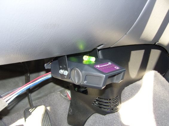 electric-brake-controller-005.jpg 